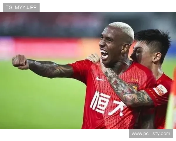 弗赖堡后卫林哈特、库布勒伤缺，客场防守漏洞或加剧